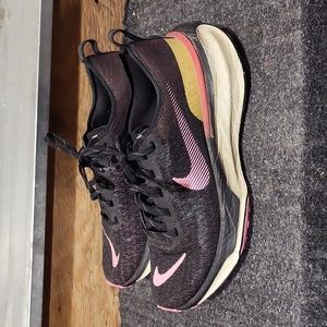 Nike ZoomX Invincible Run 3